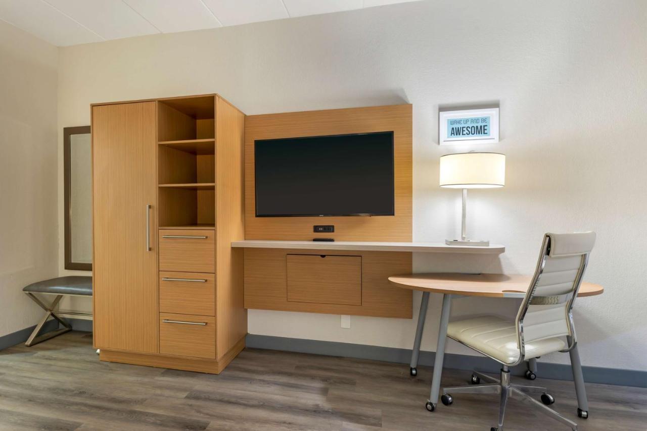 Best Western Plus Executive Hotel Richmond Dumbarton Eksteriør bilde