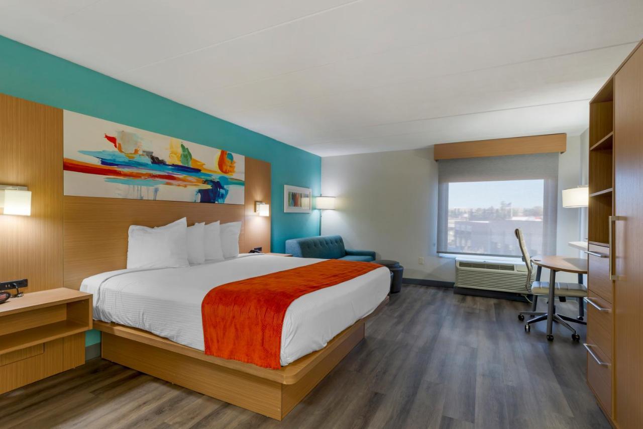 Best Western Plus Executive Hotel Richmond Dumbarton Eksteriør bilde