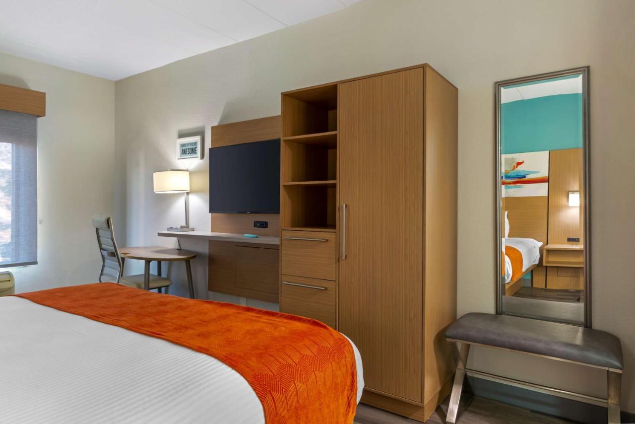Best Western Plus Executive Hotel Richmond Dumbarton Eksteriør bilde